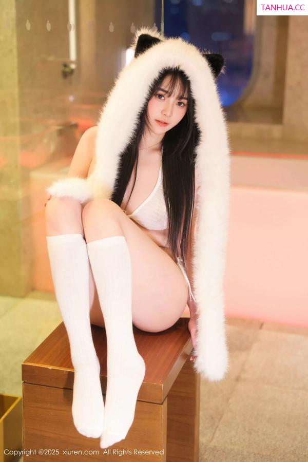   [XiuRen]高清写真图 2025.05.21 No.10302 软情 情趣内衣第8张图片
